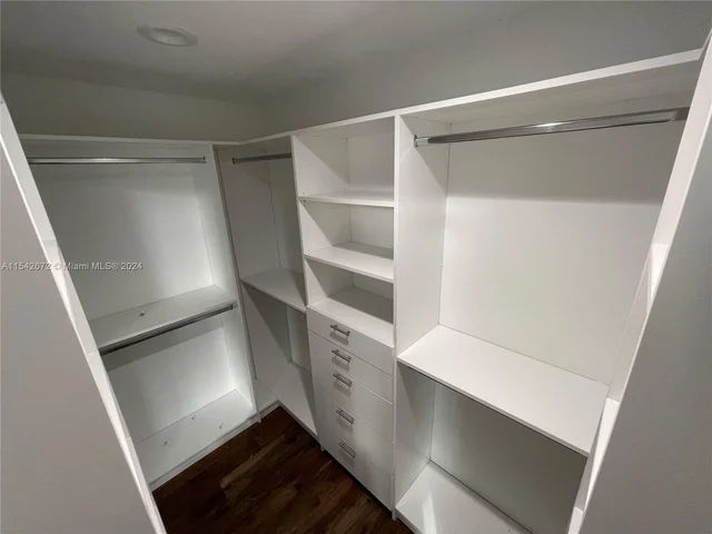 159 Cameron Ct, Weston FL 33326