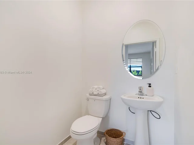 11892 SW 235th Ter, Homestead FL 33032