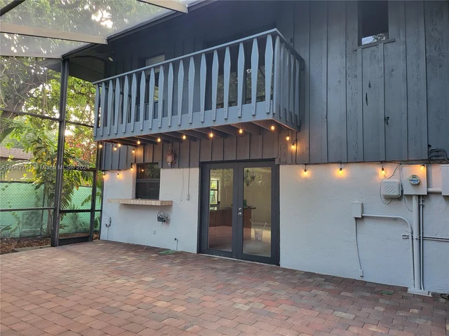 7822 SW 99 ST, Miami FL 33156