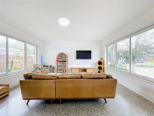 3637 Riverland Rd, Fort Lauderdale FL 33312