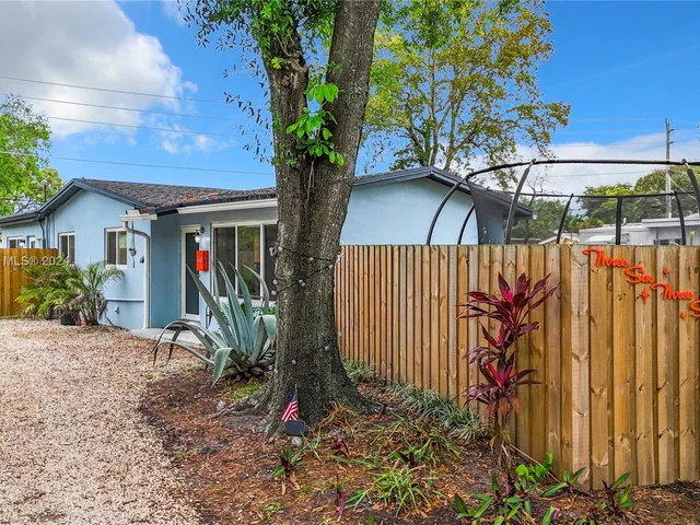 3637 Riverland Rd, Fort Lauderdale FL 33312