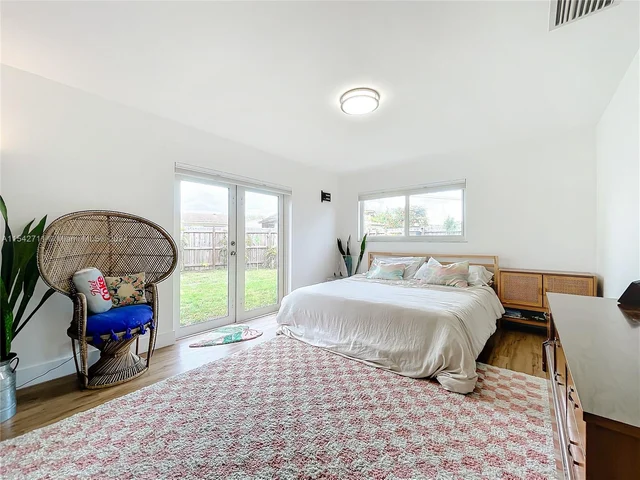 3637 Riverland Rd, Fort Lauderdale FL 33312