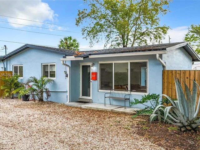 3637 Riverland Rd, Fort Lauderdale FL 33312