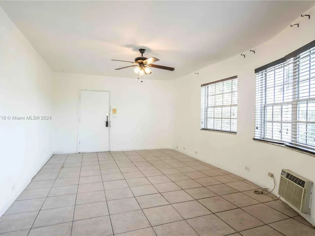 2383 Flamingo Dr # 4, Miami Beach FL 33140