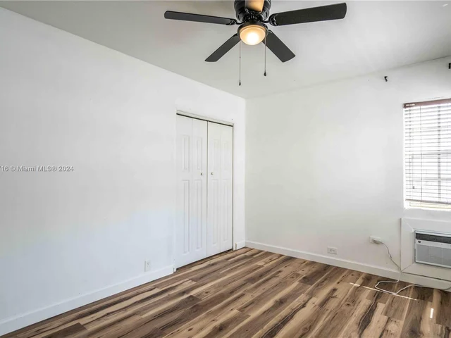 2383 Flamingo Dr # 4, Miami Beach FL 33140