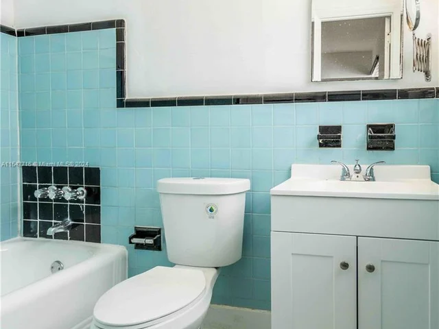 2383 Flamingo Dr # 4, Miami Beach FL 33140