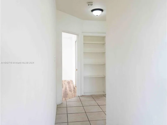 2383 Flamingo Dr # 4, Miami Beach FL 33140