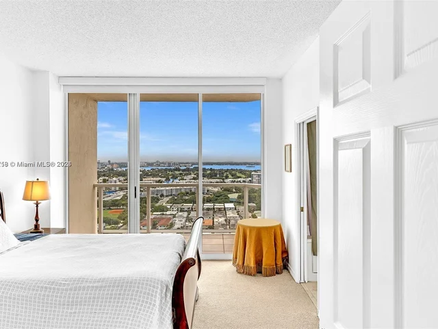 7330 S Ocean Ter # 2704, Miami Beach FL 33141