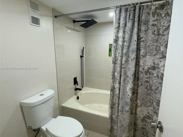 14354 SW 97th Ter, Miami FL 33186