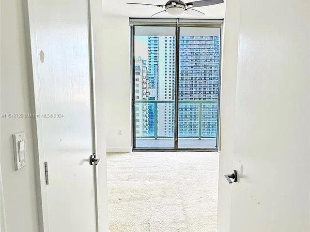 1111 SW 1st Ave, Miami FL 33130