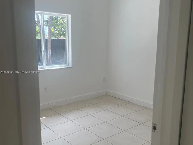 1304 SE 7th Ct # 1304, Homestead FL 33033