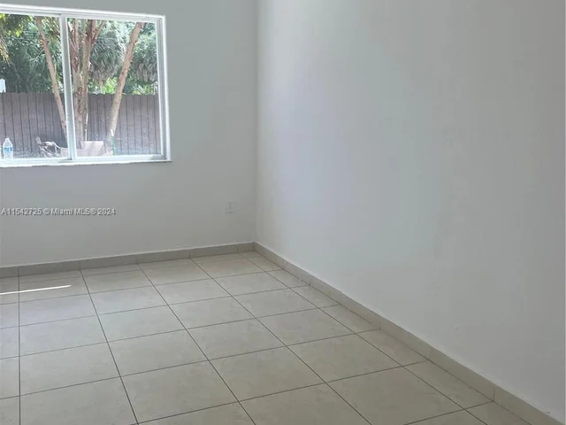 1304 SE 7th Ct # 1304, Homestead FL 33033