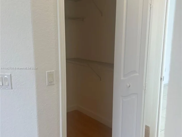 1304 SE 7th Ct # 1304, Homestead FL 33033