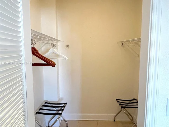 401 69th St # 804, Miami Beach FL 33141