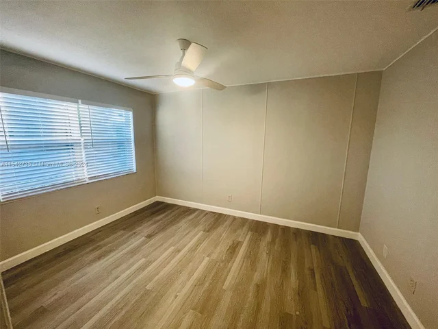 1077 SE 22nd Ave # N8, Pompano Beach FL 33062