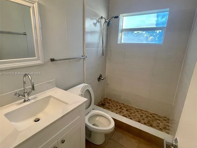 1077 SE 22nd Ave # N8, Pompano Beach FL 33062