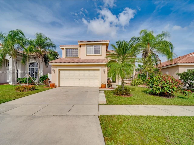 1346 SW 180th Ave, Pembroke Pines FL 33029