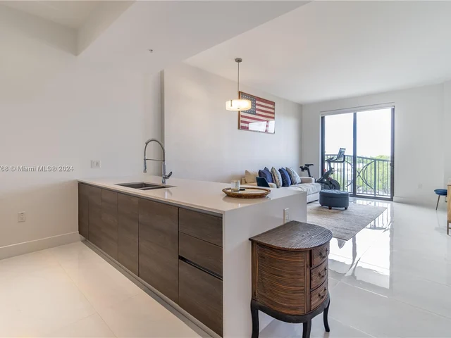 301 Altara Ave # 422, Coral Gables FL 33146