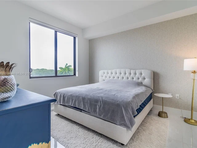 301 Altara Ave # 422, Coral Gables FL 33146