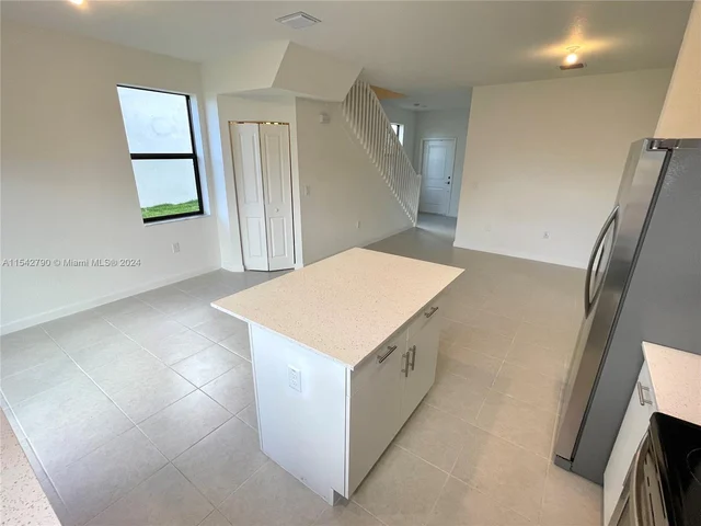 531 NE 208th Ter # 531, Miami FL 33179