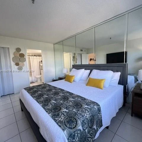 250 181st Dr # 212, Sunny Isles Beach FL 33160