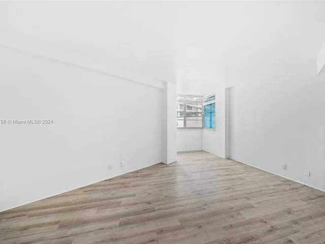 3301 NE 5th Ave # 906, Miami FL 33137