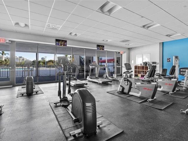 3675 N Country Club Dr # 2602, Aventura FL 33180