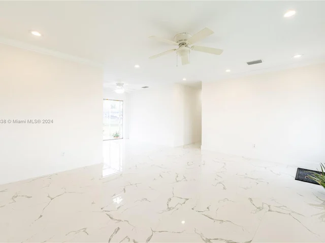 2345 NW 182nd Ter, Miami Gardens FL 33056