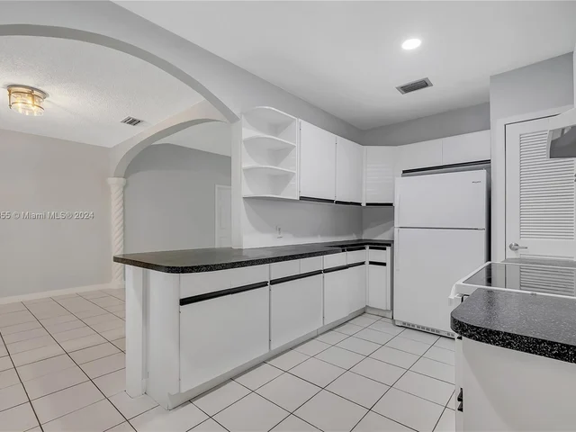 2327 SW 22nd Ter, Miami FL 33145