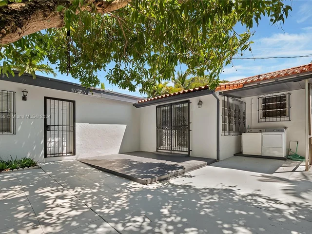 2327 SW 22nd Ter, Miami FL 33145