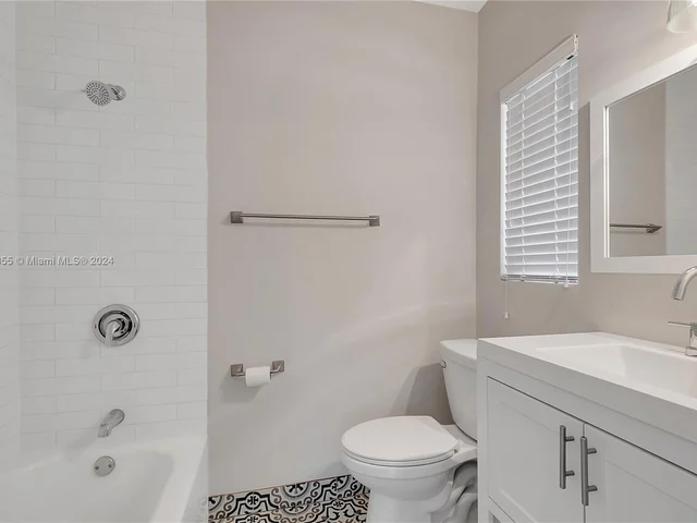 2327 SW 22nd Ter, Miami FL 33145