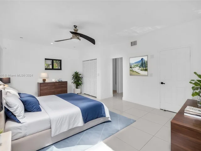 1223 Polk St, Hollywood FL 33019