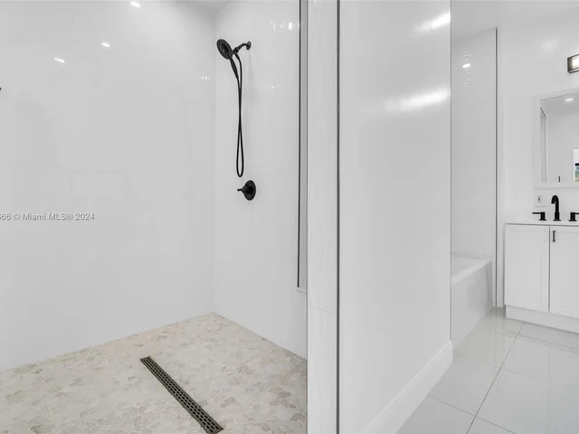 1223 Polk St, Hollywood FL 33019