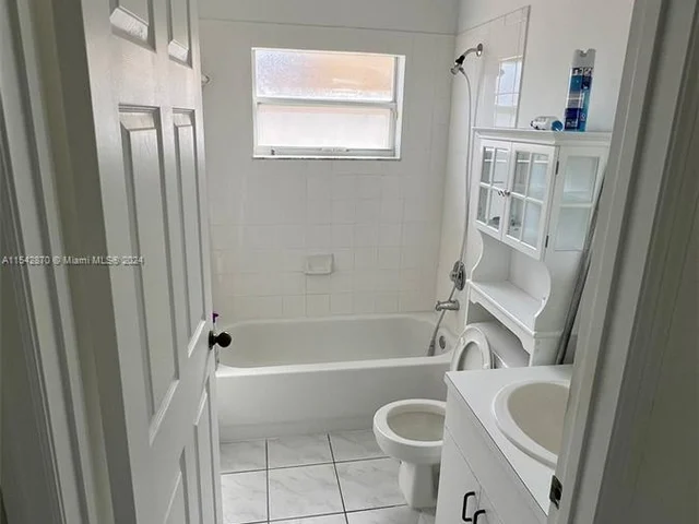 15770 SW 84th Ter, Miami FL 33193