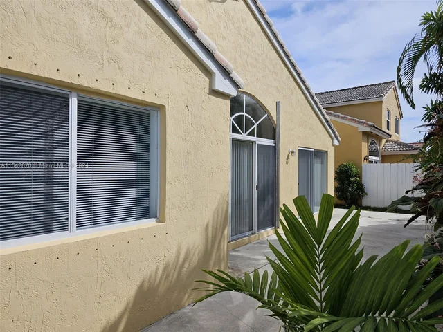 15770 SW 84th Ter, Miami FL 33193