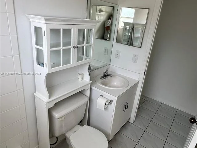 15770 SW 84th Ter, Miami FL 33193