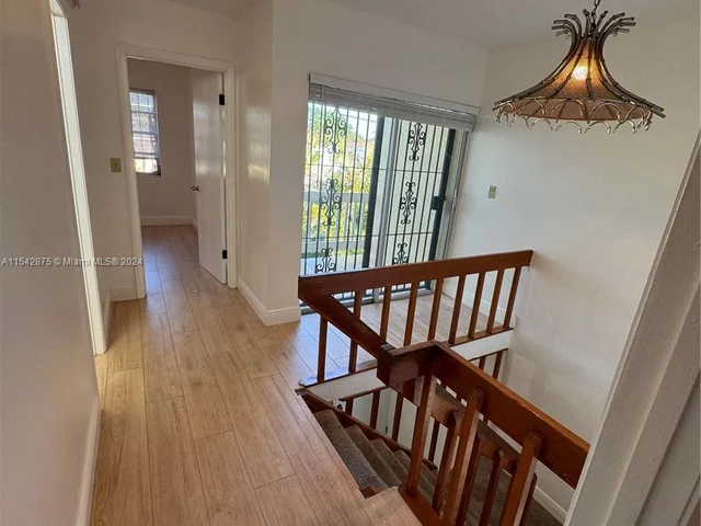 112 NW 32nd Pl # 112, Miami FL 33125