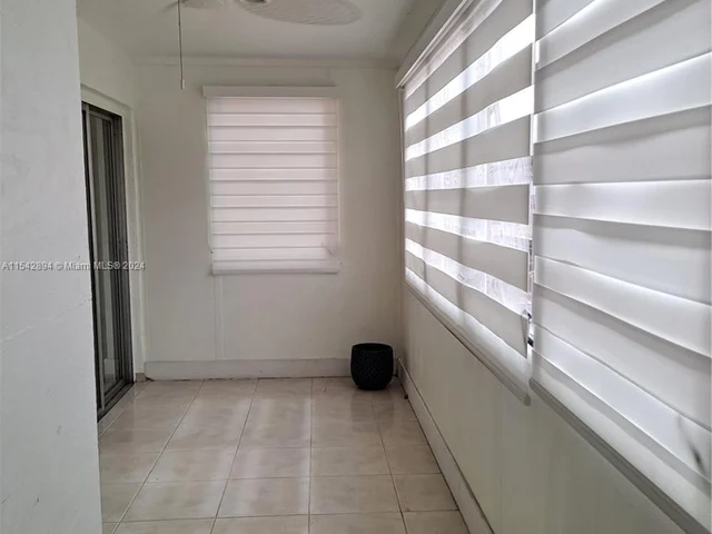 1890 W 56th St # 1325, Hialeah FL 33012