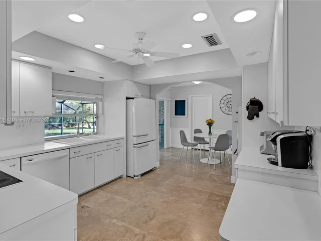 14765 SW 79th Ct, Palmetto Bay FL 33158