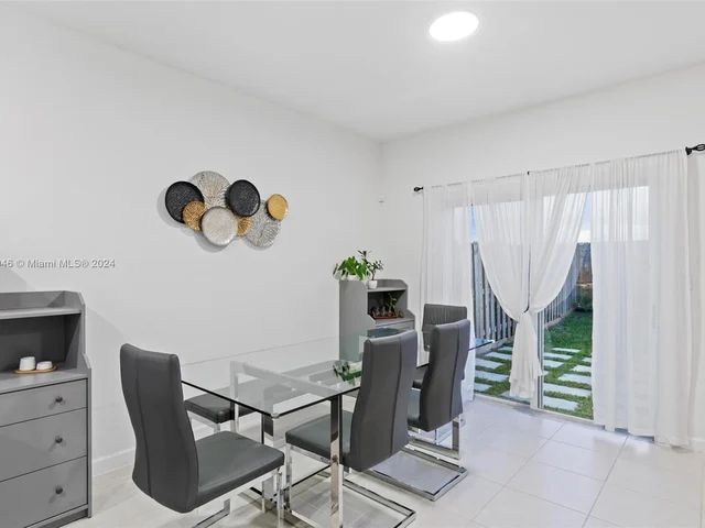 1170 SE 26th Ter # 1170, Homestead FL 33035