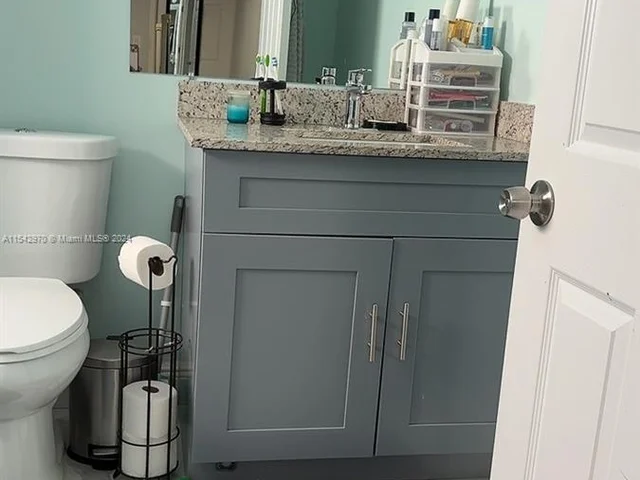 6305 Plunkett St, Hollywood FL 33023