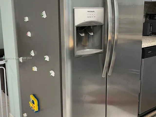 6305 Plunkett St, Hollywood FL 33023