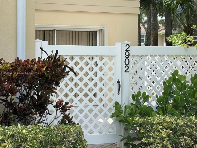 2902 Foxboro Ct # 2902, Boynton Beach FL 33436
