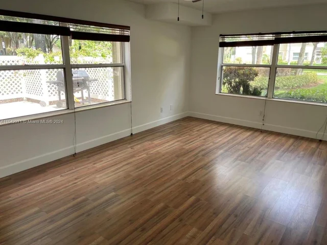 2902 Foxboro Ct # 2902, Boynton Beach FL 33436