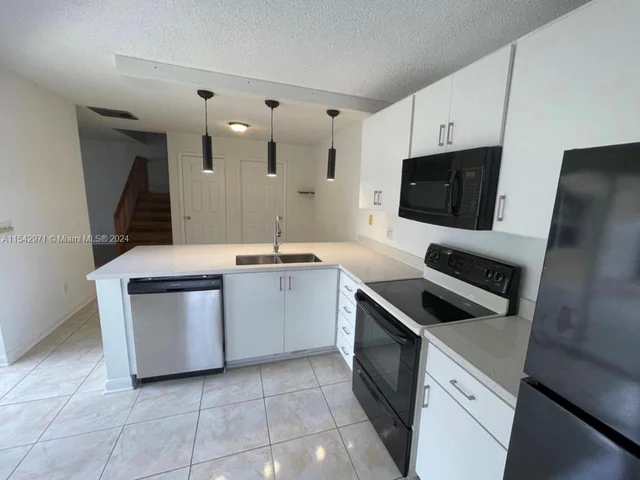 2902 Foxboro Ct # 2902, Boynton Beach FL 33436