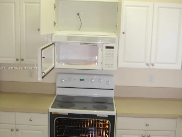 4404 SW 160 th AV # 832, Miramar FL 33027