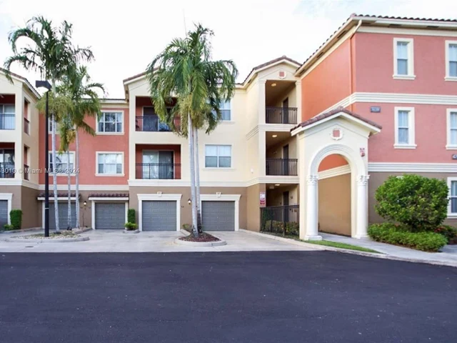 4404 SW 160 th AV # 832, Miramar FL 33027