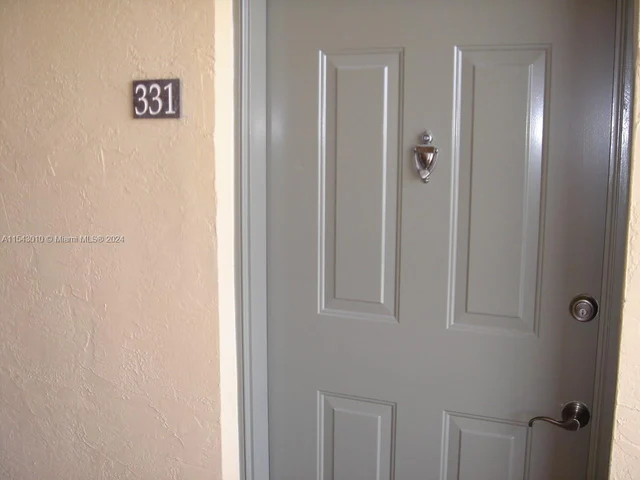 4404 SW 160 th AV # 832, Miramar FL 33027