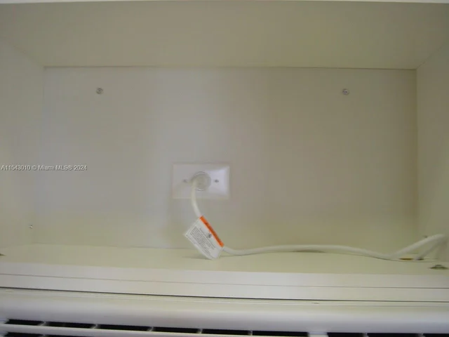 4404 SW 160 th AV # 832, Miramar FL 33027