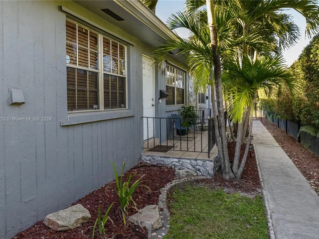 1457 Atlantic Shores Blvd # 2, Hallandale Beach FL 33009